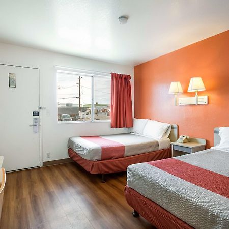 Motel 6 Wendover Esterno foto